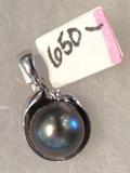Black Pearl, 18K white gold