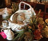 Villeroy & Boch "Albertina" china for 12