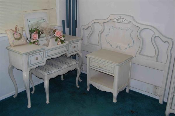 Sweet bedroom set