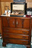 ANTIQUE CHEST DECO STYLE