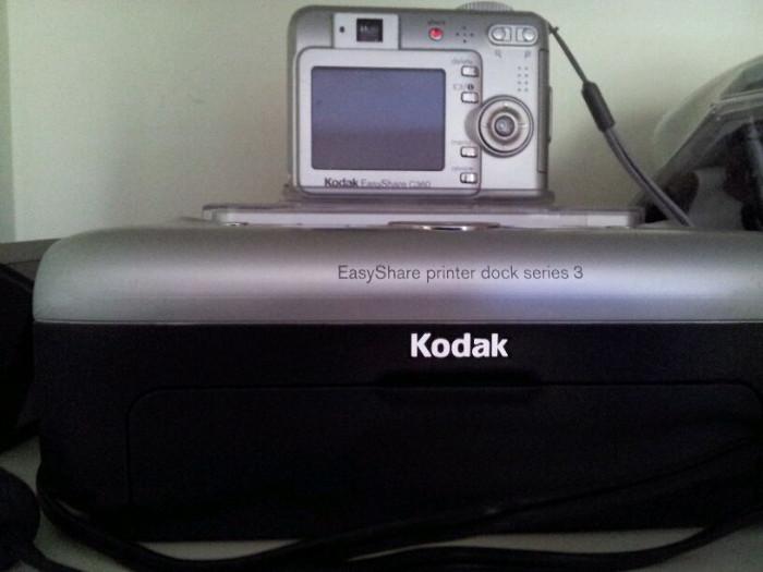 Easy Share Kodak Printer dock series 3 with Kodak camera