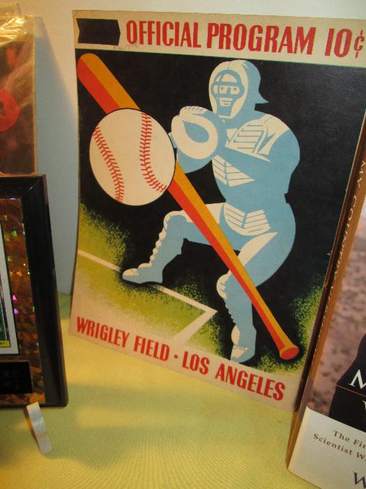Official Program - 10 cents - Wrigley Field-Los Angeles