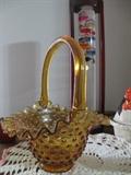 Hobnail Amber Basket
