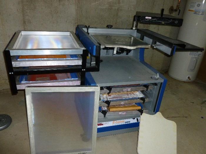 Screen Printing Machine w/8 screens & accessories