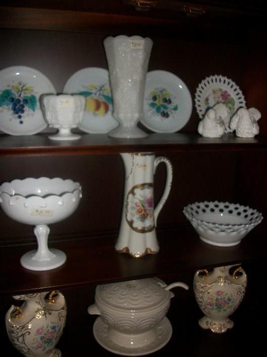 Milkglass and china pieces