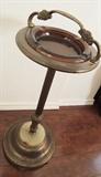Art Deco stand ash tray