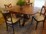 ANTIQUE DINETTE SET - BEAUTIFUL !