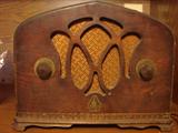 Vintage Emerson radio