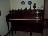 Everett Piano-Owner was Piano Tuner at Jenkins