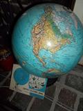 Light-up Globe