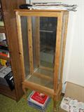 Lovely Vitrine