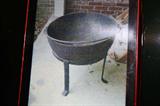 LARGE >>>>> Caldron with Base<<<<<<