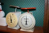 VINTAGE SCALES