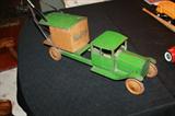 BUDDY L WHITE TRUCK WITH CRANE