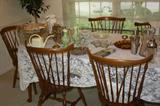ETHAN ALLEN DINING ROOM TABLE + 6 CHAIRS