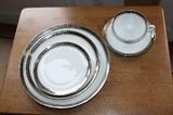 4 PLACE SETTING CHINA