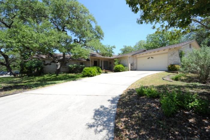 Contact Realtor Gail Zars, 210 -771-7747 for information on the house that is for sale.