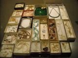 More than 200 pieces of Vintage & Retro Jewelry
