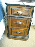 Pr. antique Nightstands-marble top