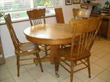 Dining table (2 leaves), 4 chairs