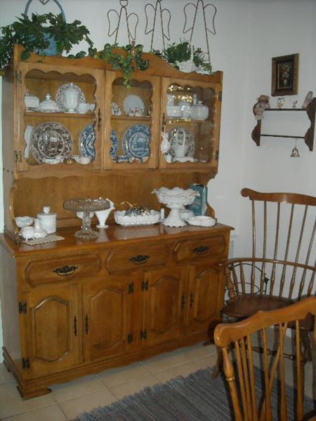 Maple Hutch, Matching Pieces Include Dropleaf Table, 4 chairs and corner curio cabinet