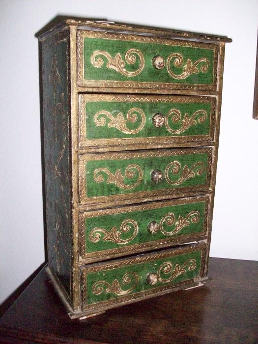 Small florentine Italy chest 