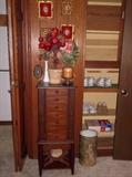 JEWELRY CHEST