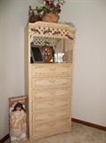 CHEST OF DRAWERS