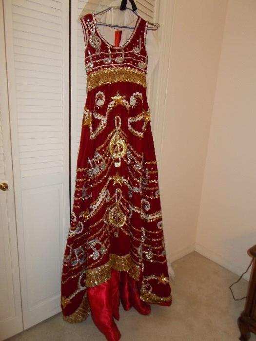Ladies Mardi Gras Ball gown (probably Krewe of Bacchus with matching headdress...it didn't photograph very well!!!!!!)