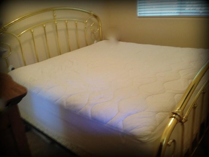 Eastern King Bed with brass headboard & footboard ~ Excellent Quality!  Visit www.ctonlineauctions.com/lajolla to bid!