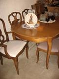 French Prov. dinning table and chairs