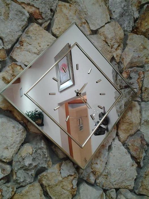 Mirrored wall clock