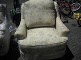 BEAUTIFUL LIKE NEW 2 SWIVEL ROCKERS/CHAIR