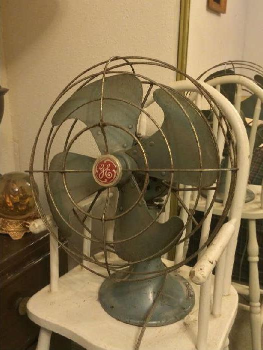 Antique oscillating GE fan.