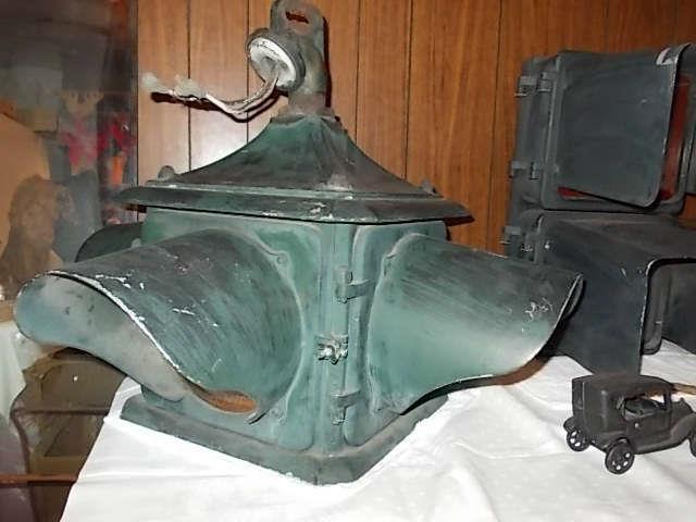 Old Crouse Hinds Traffic Beacon Light with Lenses intact.