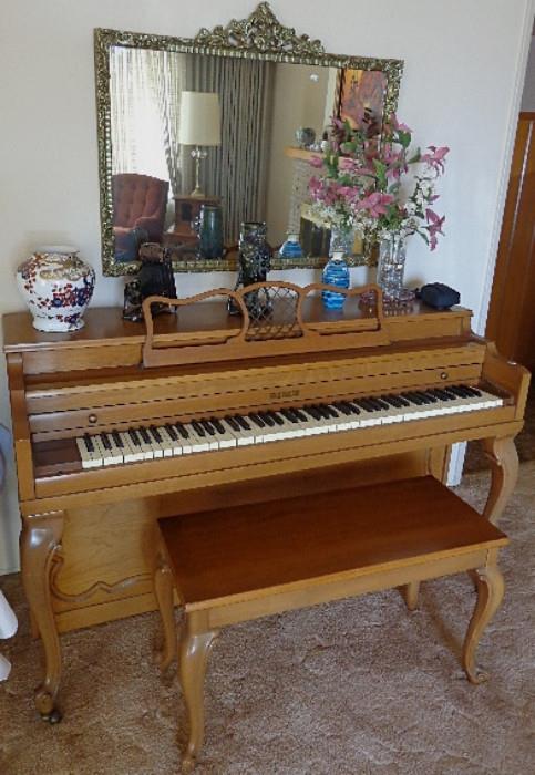 Excellent Gulbransen Piano-cheap!!