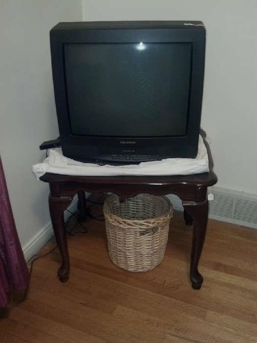 TV w/tape player---not HD $30