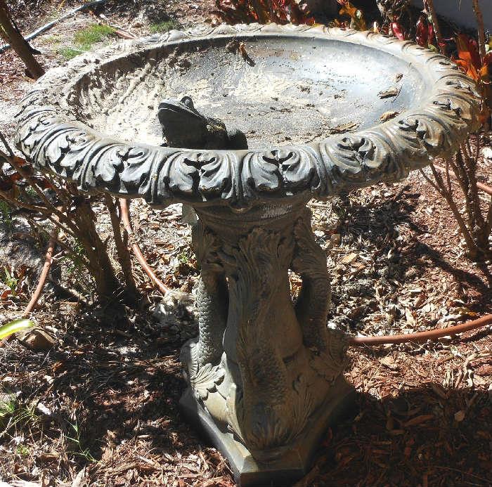 Very Nice Bird Bath with Fish Pedestal 