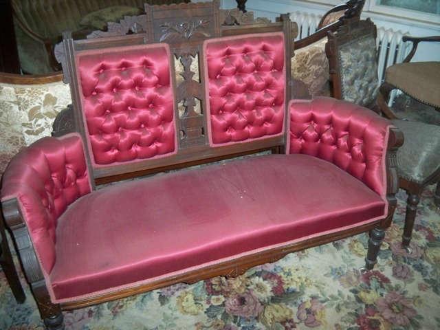 Eastlake Parlor Suite ; this is the settee