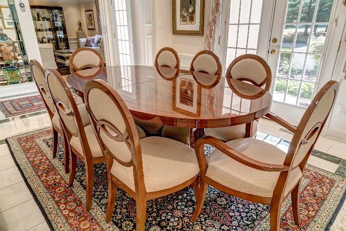 please note area rug not for sale!  OVAL DINING TABLE FIGURED MAHOGANY WITH BLACK FIRE POLYESTER CHAIRS COVERED COM ROBERT ALLEN FABRIC 