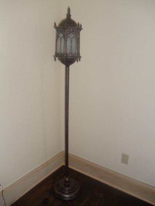 Gothic Lantern Lamp
