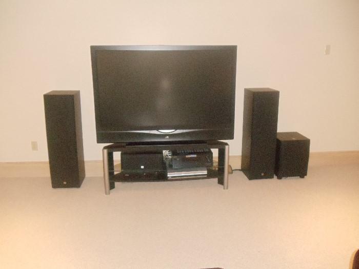 Wide-Screen TV and Audio System