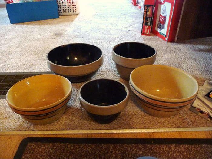 Old mixing bowls