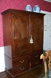 Beautiful mahogany English linen press - in excellent condition - nice size -