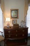 Stunning mahogany chest-  dating to 1860-1870 - in beautiful condition.