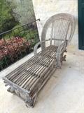 Bent willow chaise