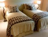 Custom Raw Silk Bedding with feather Duvets