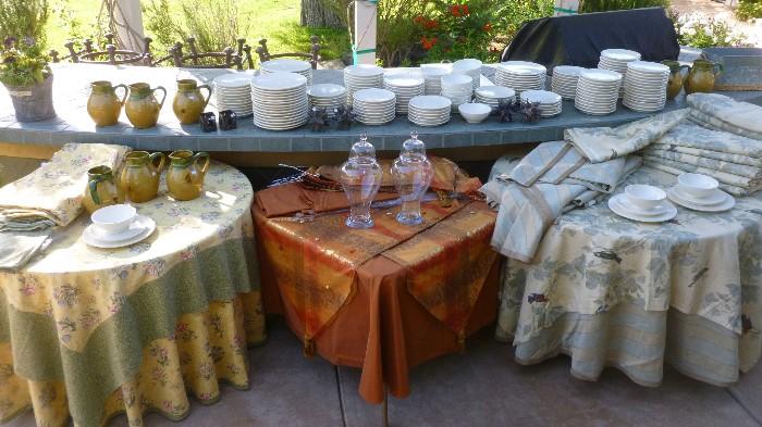 Banquet supplies for up to 64 people