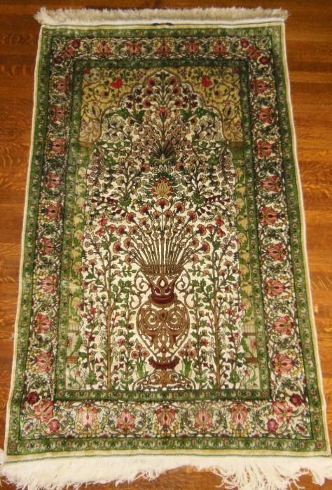 Very Fine Persian Silk and Metal-Thread Prayer Rug