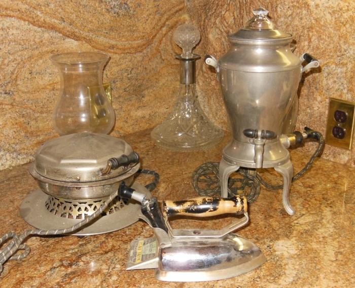 Assortment of Antique Kitchen Appliances